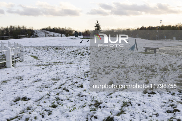 First winter weather of the season with snow hit the Netherlands. Low temperatures with wet snow conditions occurred on Wednesday, 20 Novemb...