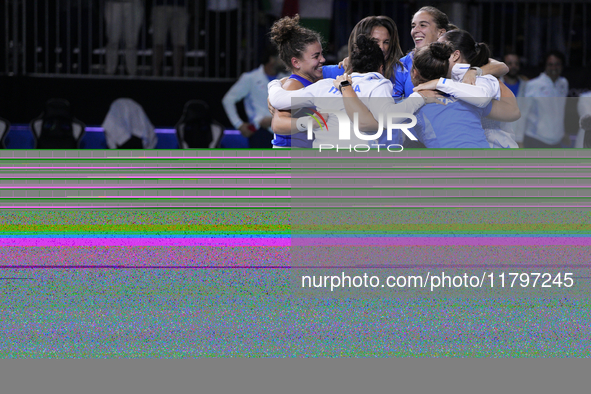 MALAGA, SPAIN - NOVEMBER 20: Jasmine Paolini of Italy and her teammates celebrates the victory after winners the Billie Jean King Cup Finals...