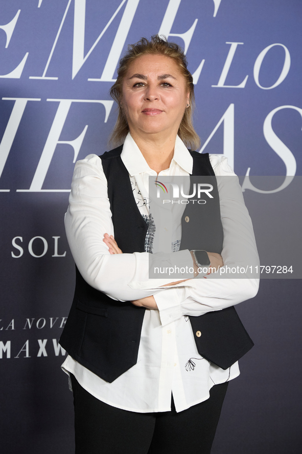 At a photocall for ''Pideme lo que Quieras'' by Megan Maxwell in Madrid, Spain, on November 21, 2024. 