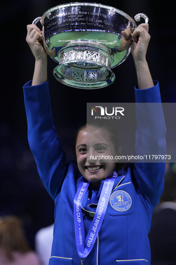 MALAGA, SPAIN - NOVEMBER 20: Elisabetta Cocciaretto of Team Italy leaves the trophy after winning the Billie Jean King Cup Finals at Palacio...