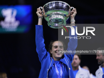 MALAGA, SPAIN - NOVEMBER 20: Lucia Bronzetti of Team Italy leaves the trophy after winning the Billie Jean King Cup Finals at Palacio de Dep...