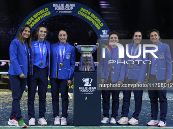 MALAGA, SPAIN - NOVEMBER 20: (L-R) Lucia Bronzetti,  Jasmine Paolini, Elisabetta Cocciaretto, Tathiana Garbin, Sara Errani and Martina Trevi...