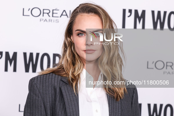 Cara Delevingne arrives at the 19th Annual L'Oreal Paris' Women Of Worth Celebration 2024 held at NeueHouse Hollywood on November 21, 2024 i...