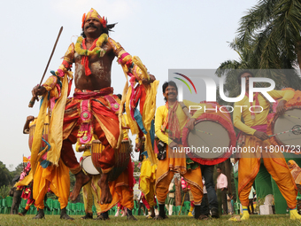 Indian tribal people from Purulia perform traditional folk dances during the West Bengal Government-hosted ''Jangalmahal Utsav'' in Kolkata,...