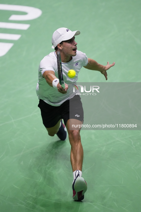 MALAGA, SPAIN - NOVEMBER 22: Daniel Altamaier of Team Germany during his singles match against Botic van de Zandschulp of Team Netherlands d...