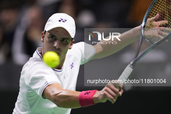 MALAGA, SPAIN - NOVEMBER 22: Daniel Altamaier of Team Germany during his singles match against Botic van de Zandschulp of Team Netherlands d...