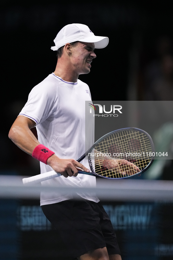 MALAGA, SPAIN - NOVEMBER 22: Daniel Altamaier of Team Germany injured during his singles match against Botic van de Zandschulp of Team Nethe...