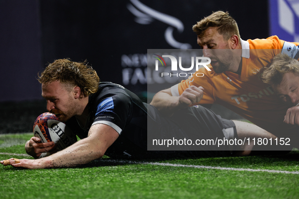 Tom Gordon of Newcastle Falcons scores the Falcons' second try during the Premiership Cup Group A match between Newcastle Falcons and Sale F...