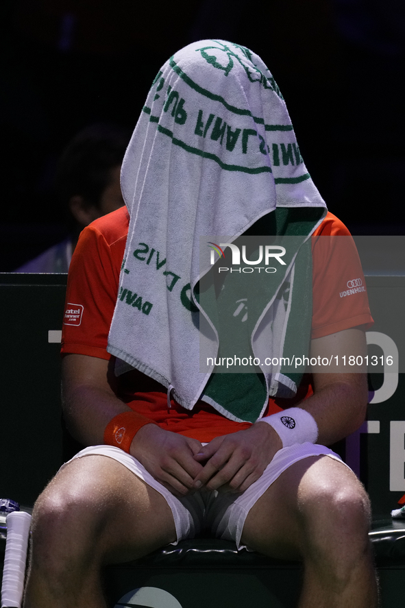 MALAGA, SPAIN - NOVEMBER 22: Tallon Griekspoor of Team Netherlands during his singles match against Jan-Lennard Struff of Team Germany durin...