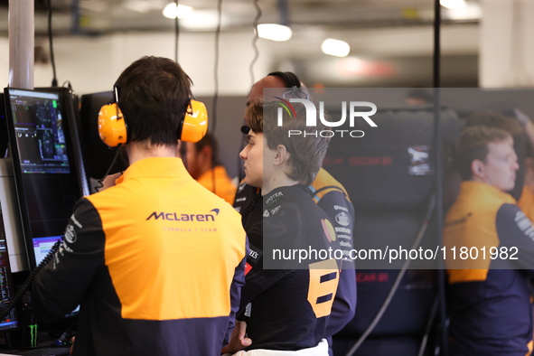 Oscar Piastri speaks to his team during the third Free Practice session of the Formula 1 Heineken Silver Las Vegas Grand Prix in Las Vegas,...