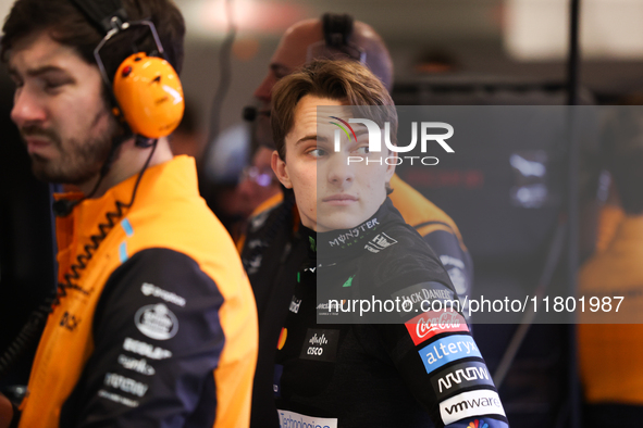 Oscar Piastri speaks to his team during the third Free Practice session of the Formula 1 Heineken Silver Las Vegas Grand Prix in Las Vegas,...