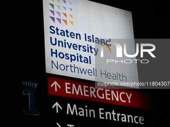 A 21-year-old man is slashed and punched by an unidentified suspect at Staten Island University Hospital Northwell Health in Staten Island,...