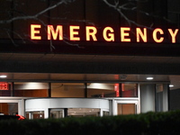 A 21-year-old man is slashed and punched by an unidentified suspect at Staten Island University Hospital Northwell Health in Staten Island,...