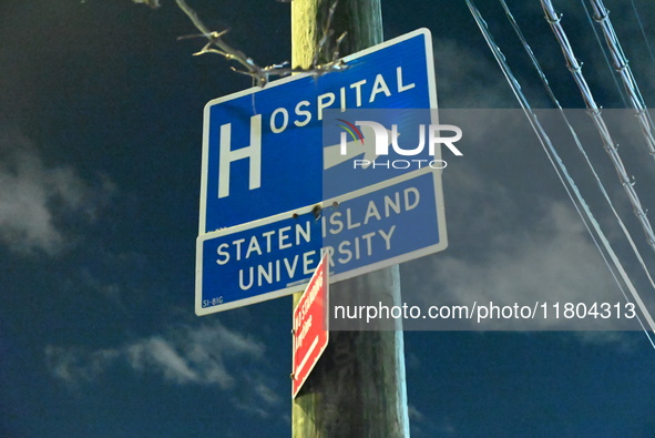 A 21-year-old man is slashed and punched by an unidentified suspect at Staten Island University Hospital Northwell Health in Staten Island,...