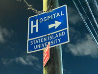 A 21-year-old man is slashed and punched by an unidentified suspect at Staten Island University Hospital Northwell Health in Staten Island,...