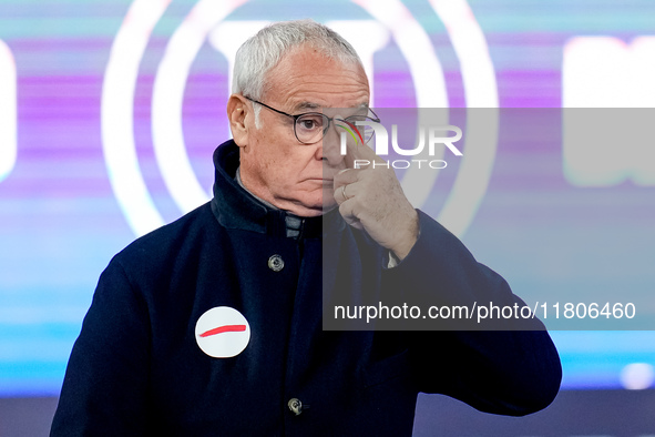 Claudio Ranieri head coach of AS Roma looks on during the serie Serie A Enilive match between SSC Napoli and AS Roma at Stadio Diego Armando...