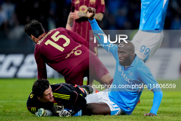 Romelu Lukaku of SSC Napoli celebrates after scoring first goal during the serie Serie A Enilive match between SSC Napoli and AS Roma at Sta...