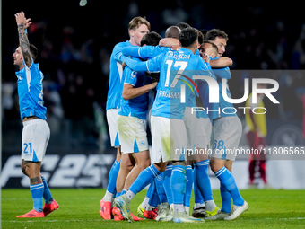 Romelu Lukaku of SSC Napoli celebrates after scoring first goal during the serie Serie A Enilive match between SSC Napoli and AS Roma at Sta...