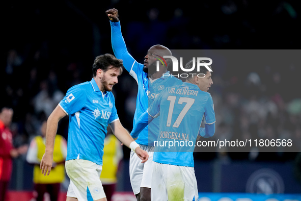 Romelu Lukaku of SSC Napoli celebrates after scoring first goal during the serie Serie A Enilive match between SSC Napoli and AS Roma at Sta...