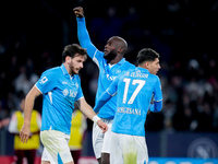 Romelu Lukaku of SSC Napoli celebrates after scoring first goal during the serie Serie A Enilive match between SSC Napoli and AS Roma at Sta...