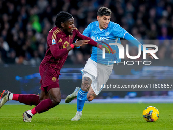 Mathias Olivera of SSC Napoli and Manu Kone' of AS Roma compete for the ball during the serie Serie A Enilive match between SSC Napoli and A...