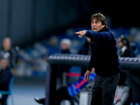 Antonio Conte Head Coach of SSC Napoli gestures during the serie Serie A Enilive match between SSC Napoli and AS Roma at Stadio Diego Armand...