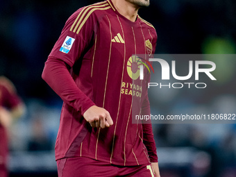 Mats Hummels of AS Roma looks on during the serie Serie A Enilive match between SSC Napoli and AS Roma at Stadio Diego Armando Maradona on N...