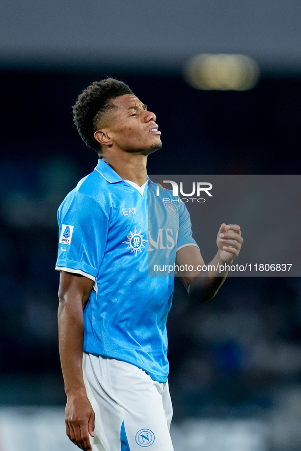 David Neres of SSC Napoli looks dejected during the serie Serie A Enilive match between SSC Napoli and AS Roma at Stadio Diego Armando Marad...