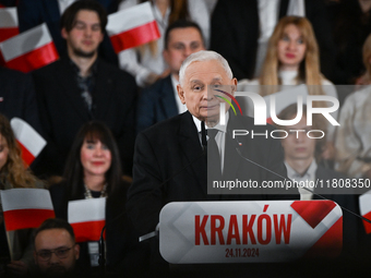 KRAKOW, POLAND - NOVEMBER 24:
Jaroslaw Kaczynski, leader of the opposition Law and Justice party, addresses the crowd during the nomination...