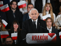 KRAKOW, POLAND - NOVEMBER 24:
Jaroslaw Kaczynski, leader of the opposition Law and Justice party, addresses the crowd during the nomination...