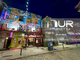 General view of Temple Bar Area in Dublin, Ireland, on November 2024 (