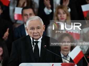 KRAKOW, POLAND - NOVEMBER 24:
Jaroslaw Kaczynski (Center), leader of the opposition Law and Justice party, addresses the crowd during the no...