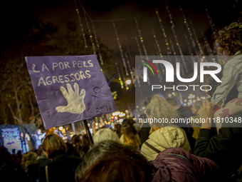 Thousands of women demonstrate in Barcelona, Catalonia, Spain, on November 25, 2024, convened by various parties, unions, and feminist organ...