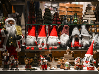 KRAKOW, POLAND - NOVEMBER 21:   
A shop window displaying Christmas-themed objects and decorations, on November 21, 2024 in Krakow, Poland....