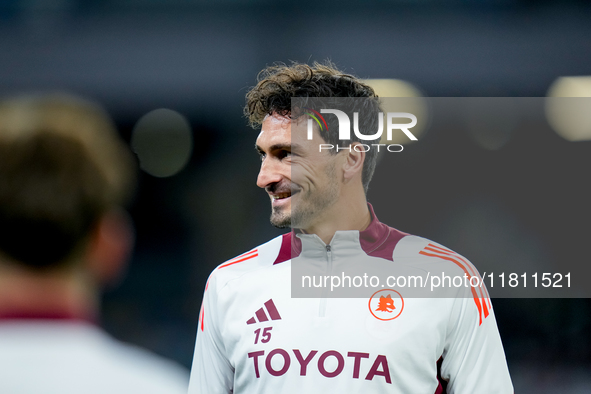 Mats Hummels of AS Roma smiles during the serie Serie A Enilive match between SSC Napoli and AS Roma at Stadio Diego Armando Maradona on Nov...