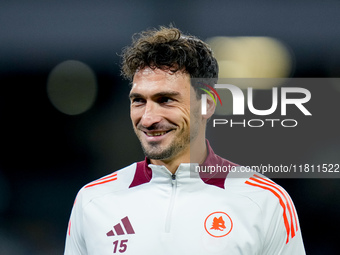 Mats Hummels of AS Roma reacts during the serie Serie A Enilive match between SSC Napoli and AS Roma at Stadio Diego Armando Maradona on Nov...