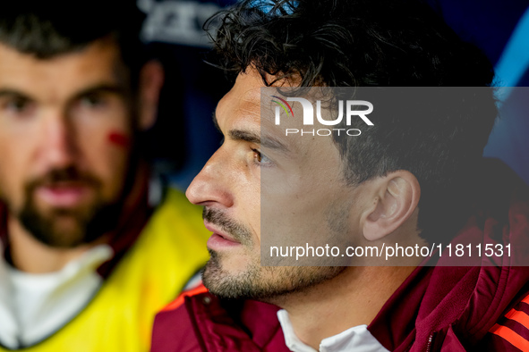 Mats Hummels of AS Roma looks on during the serie Serie A Enilive match between SSC Napoli and AS Roma at Stadio Diego Armando Maradona on N...