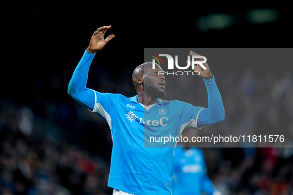 Romelu Lukaku of SSC Napoli reacts during the serie Serie A Enilive match between SSC Napoli and AS Roma at Stadio Diego Armando Maradona on...