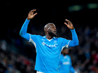 Romelu Lukaku of SSC Napoli reacts during the serie Serie A Enilive match between SSC Napoli and AS Roma at Stadio Diego Armando Maradona on...