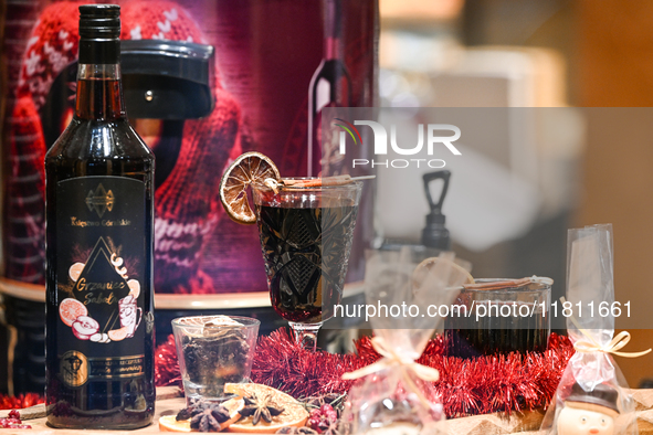 KRAKOW, POLAND - NOVEMBER 21:   
Glasses of Grzaniec (hot wine) on display at a local shop/bar in Krakow's Old Town, on November 21, 2024 in...