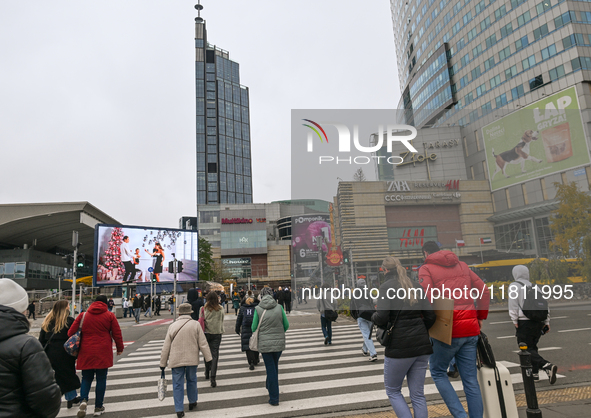 WARSAW, POLAND - NOVEMBER 19:   
A busy road crossing near the Zlote Tarasy commercial center in Warsaw, on November 19, 2024 in Warsaw, Pol...