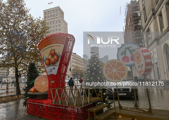 WARSAW, POLAND - NOVEMBER 19:   
Christmas decorations being set up in the streets of central Warsaw in preparation for the holiday season,...