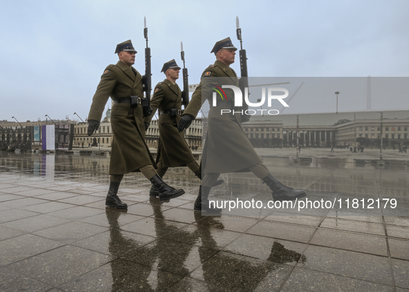 WARSAW, POLAND - NOVEMBER 19:   
The Changing of the Guard at the Tomb of the Unknown Soldier, on November 19, 2024 in Warsaw, Poland. 