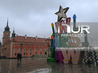 WARSAW, POLAND - NOVEMBER 19:   
Christmas tree and decorations being set up in front of the Royal Castle in Warsaw, preparing for the holid...