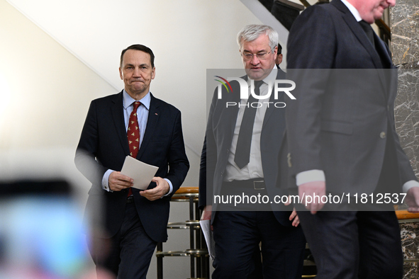 Ukrainian FM Andrii Sybiha (r) meets with his counterpart Radoslaw Sikorski (l) at the Ministry of Foreign Affairs in Warsaw, Poland on 26 N...