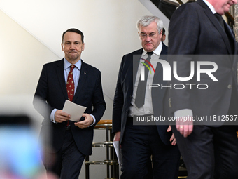 Ukrainian FM Andrii Sybiha (r) meets with his counterpart Radoslaw Sikorski (l) at the Ministry of Foreign Affairs in Warsaw, Poland on 26 N...