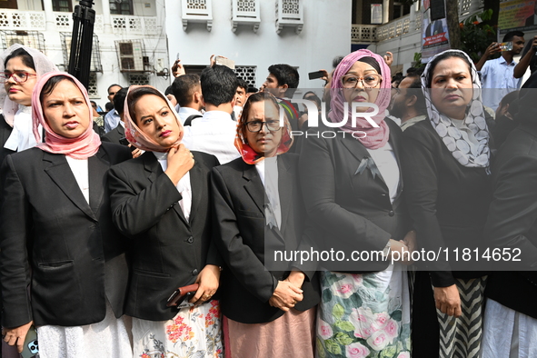 Lawyers Of The Supreme Court Stage A Protest Demanded The Arrest Of Those Involved In The Brutal Killing Of Advocate Saiful Islam Alif In Ch...