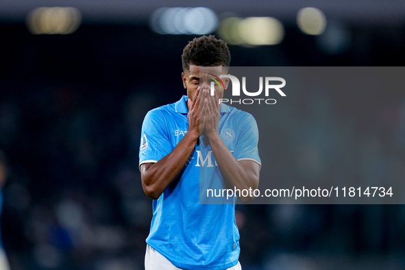 David Neres of SSC Napoli looks dejected during the serie Serie A Enilive match between SSC Napoli and AS Roma at Stadio Diego Armando Marad...