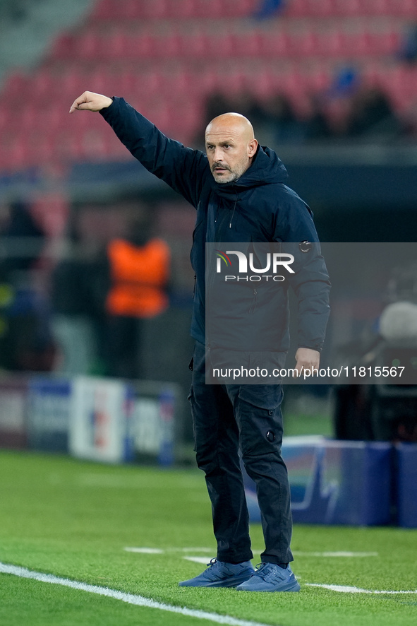 Vincenzo Italiano head coach of Bologna FC gestures during the UEFA Champions League 2024/25 League Phase MD5 match between Bologna FC and L...