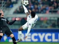 Jonathan David of LOSC Lille tries to score third goal with a bicycle kick during the UEFA Champions League 2024/25 League Phase MD5 match b...